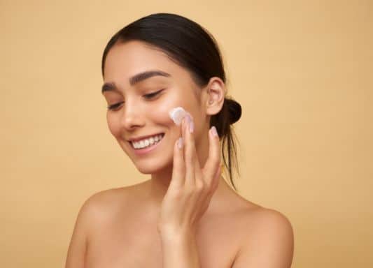 Healthy skin through skincare